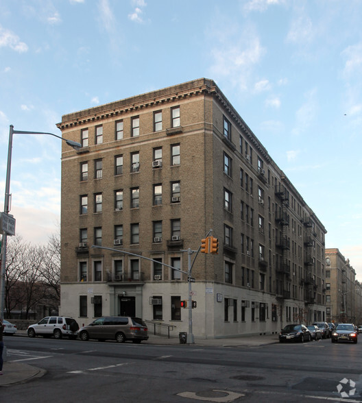 353 Fort Washington Ave, New York, NY for sale - Primary Photo - Image 1 of 1