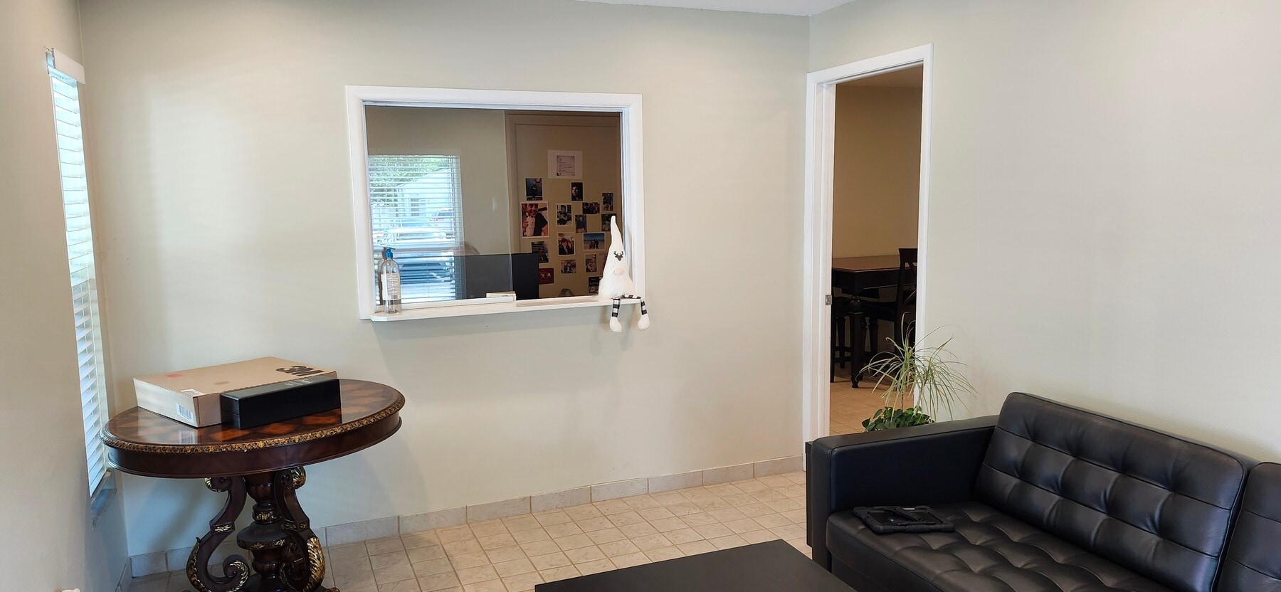 401 N Parsons, Brandon, FL 33510 - Unit 102 - - Interior Photo - Image 2 of 10