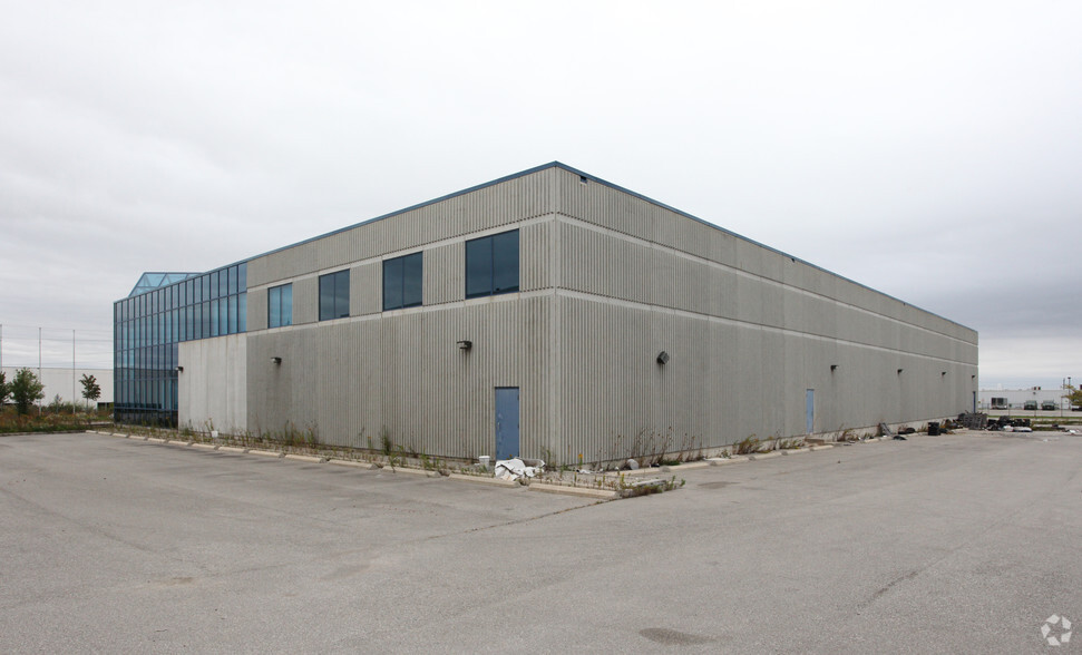 81 Todd Rd, Halton Hills, ON for lease - Building Photo - Image 3 of 11