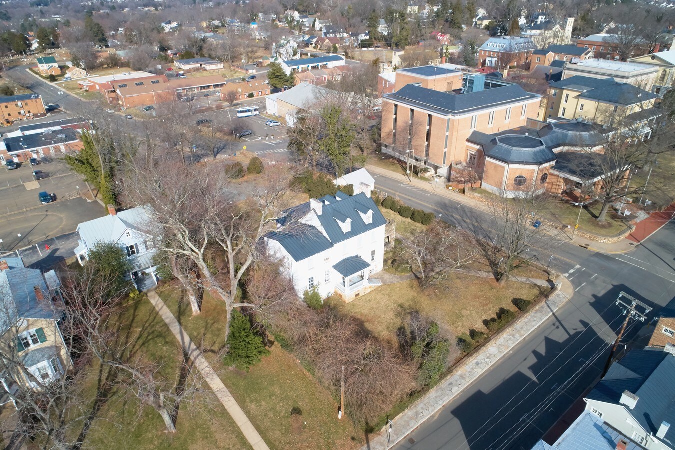 50 Culpeper St, Warrenton, VA 20186