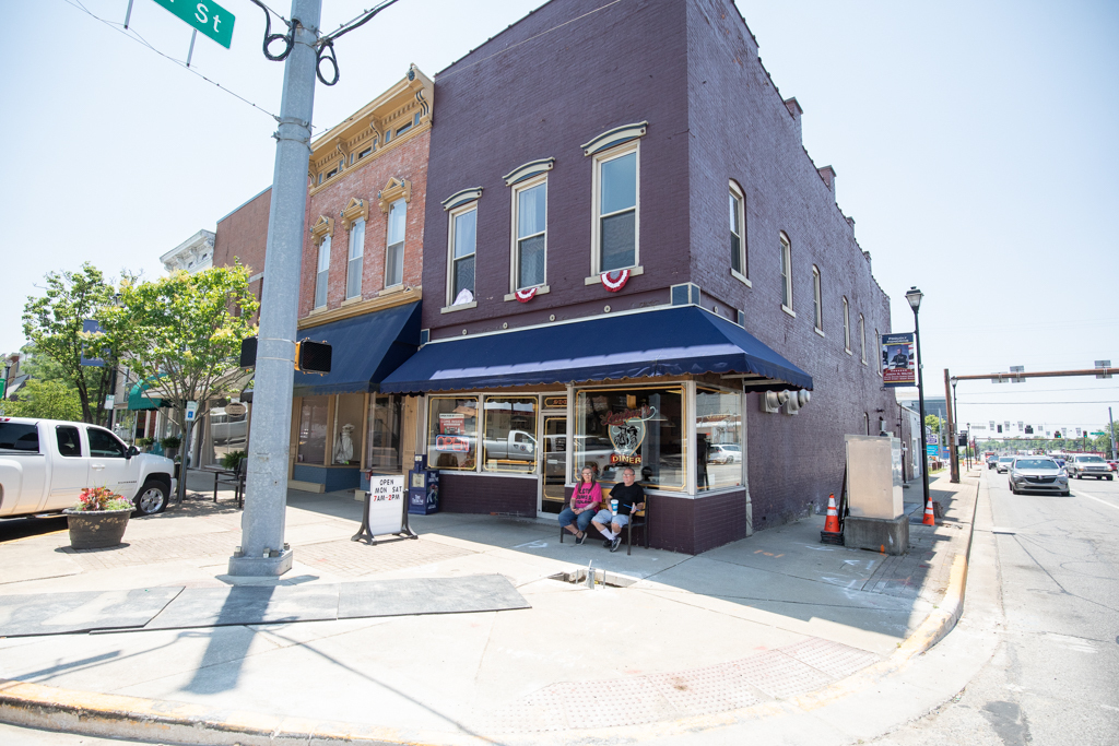 200 S Chestnut St, Seymour, IN for sale Building Photo- Image 1 of 1