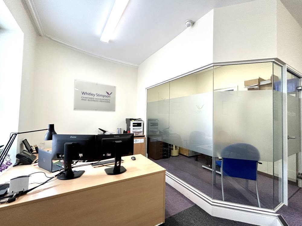 1 Market Sq, Bicester for lease Interior Photo- Image 1 of 5