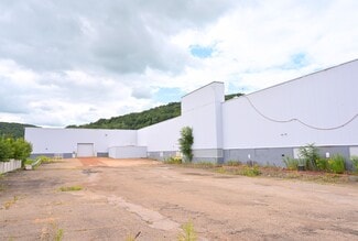 More details for 325 Buffalo St, Franklin, PA - Industrial for Lease