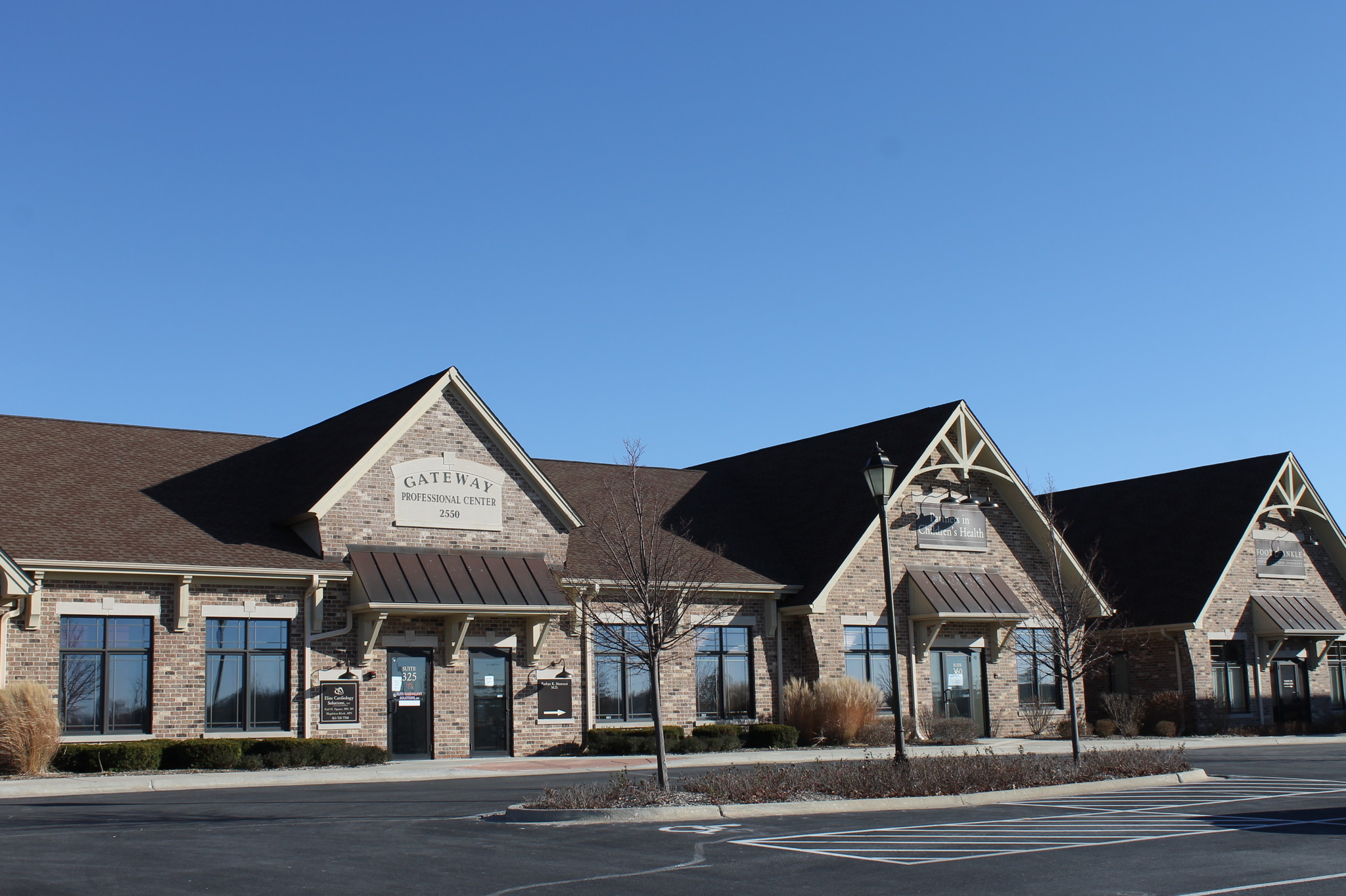 2530 Hauser Ross Dr, Sycamore, IL for sale Building Photo- Image 1 of 1