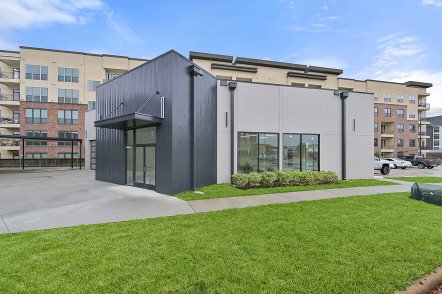 12249 Katy Freeway Fwy, Houston, TX for lease - Building Photo - Image 3 of 14