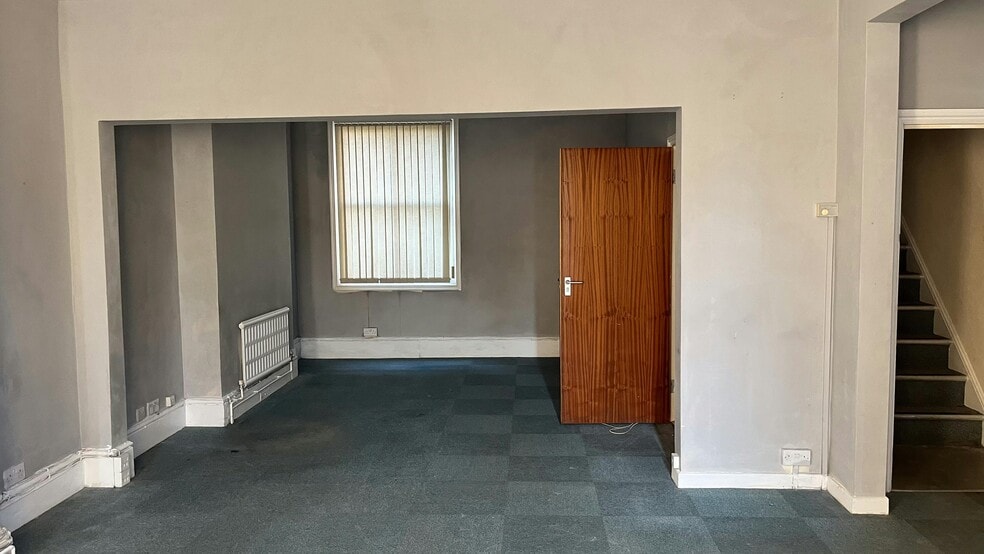 11-13 Queen Victoria Rd, Coventry for sale - Building Photo - Image 2 of 17