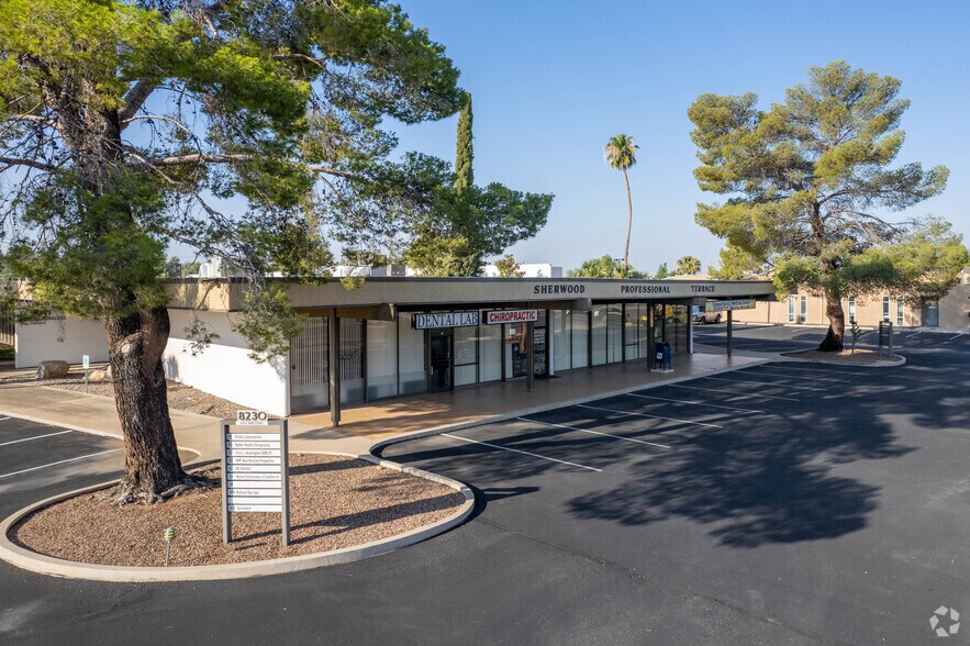 8230 E Broadway Blvd, Tucson, AZ for sale - Primary Photo - Image 1 of 43