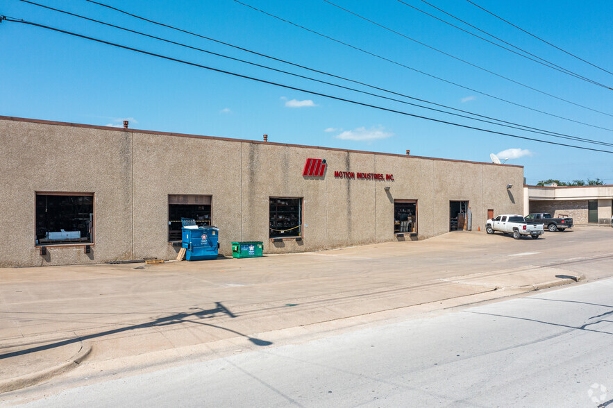 2589 NE 33rd St, Fort Worth, TX for lease - Building Photo - Image 2 of 10