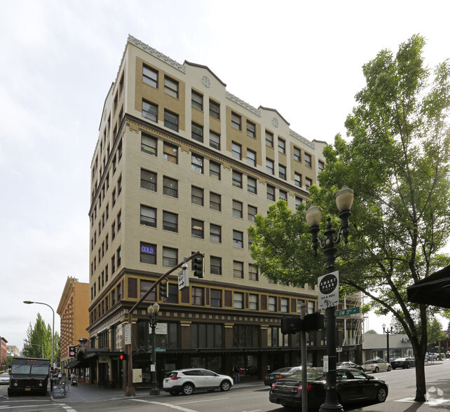 532-538 SW Third Ave, Portland, OR for lease - Building Photo - Image 3 of 10