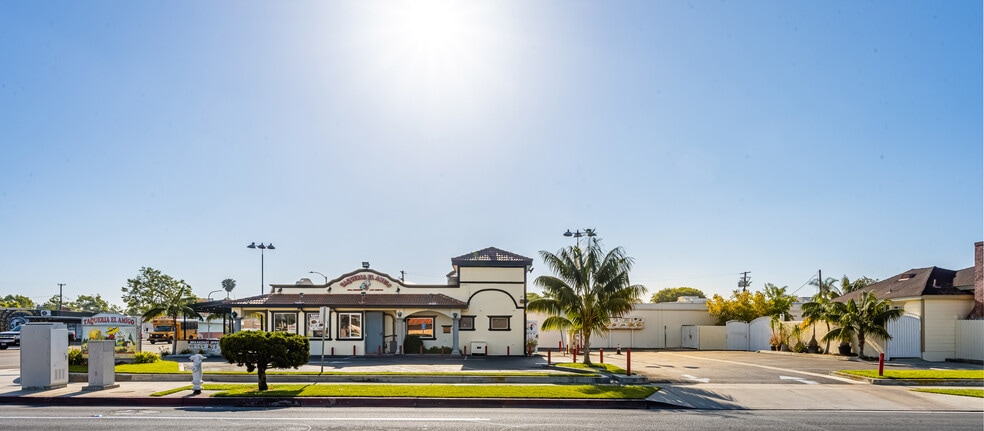 1936 W 17th St, Santa Ana, CA for sale - Building Photo - Image 1 of 32
