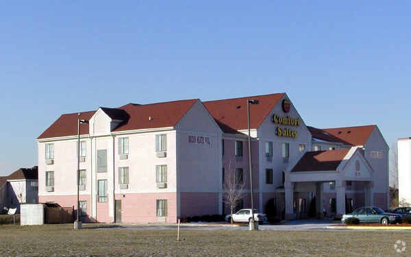 2235 173rd St Lansing Il 60438 Motel Property For Sale