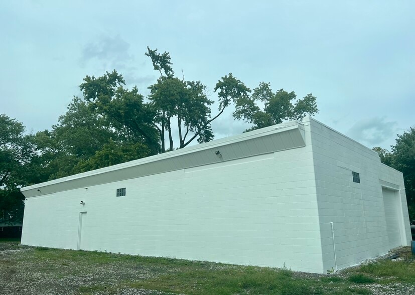 10033 N Old State Road 67, Mooresville, IN for sale - Primary Photo - Image 1 of 21