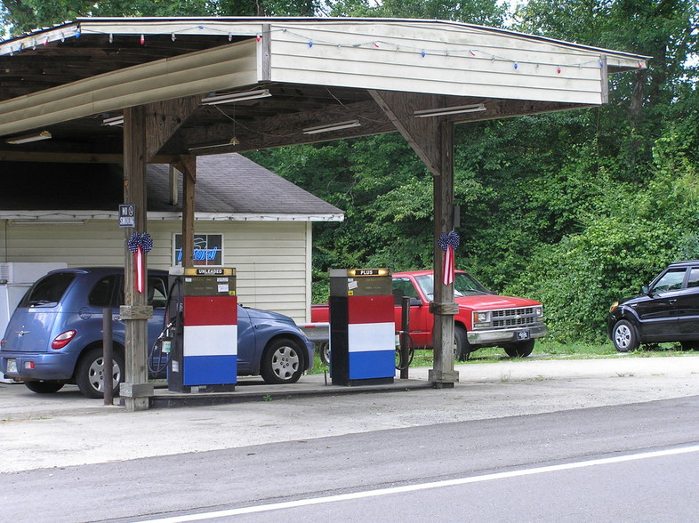 284 Sr 399, Palmer, TN for sale - Primary Photo - Image 1 of 1