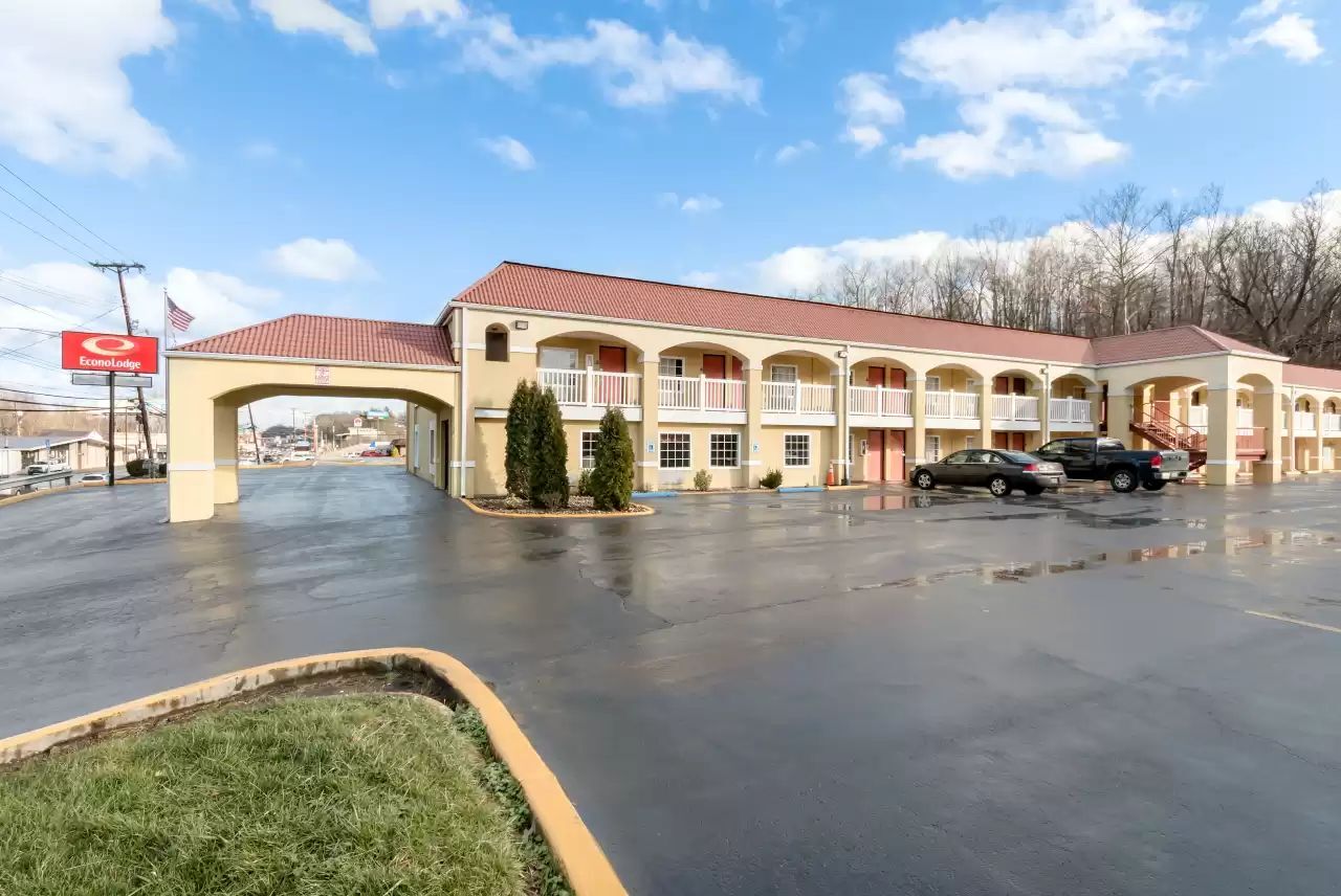 3325 Us-60, Huntington, WV for sale Building Photo- Image 1 of 16