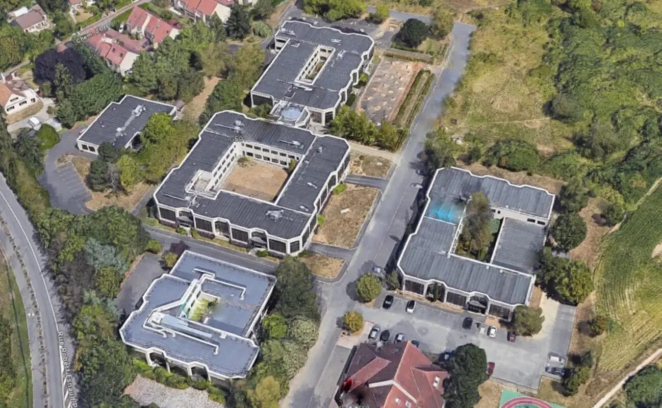 Avenue De L'Europe, Toussus-le-Noble for lease Aerial- Image 1 of 4