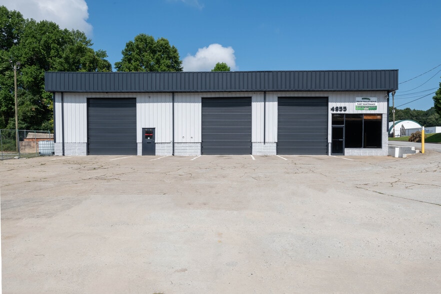 4855 Highway 85, Forest Park, GA for lease - Building Photo - Image 2 of 4