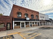 516-518 Depot St, Mazon IL - Parking Garage