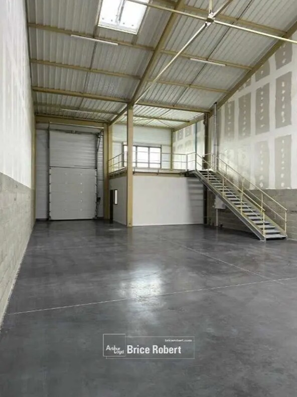 Flex in Bourgoin-Jallieu for sale Interior Photo- Image 1 of 4