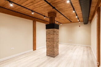 200-300 E 5th Ave, Naperville, IL for lease Interior Photo- Image 1 of 6