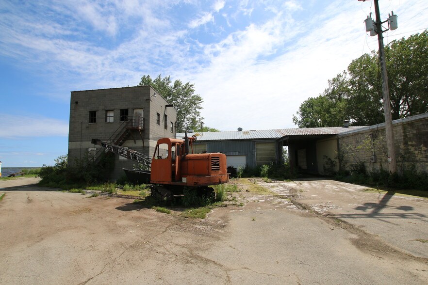 2909 Fish House Rd, Oconto, WI for sale - Building Photo - Image 1 of 1