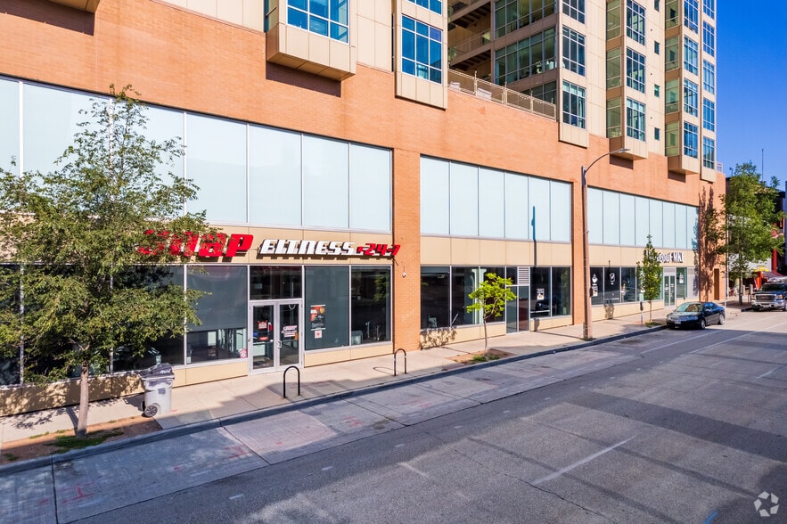 1801-1815 N Farwell Ave, Milwaukee, WI for lease - Building Photo - Image 3 of 7