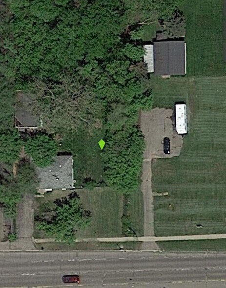 1035 E Bristol Rd, Burton, MI for sale - Primary Photo - Image 1 of 1