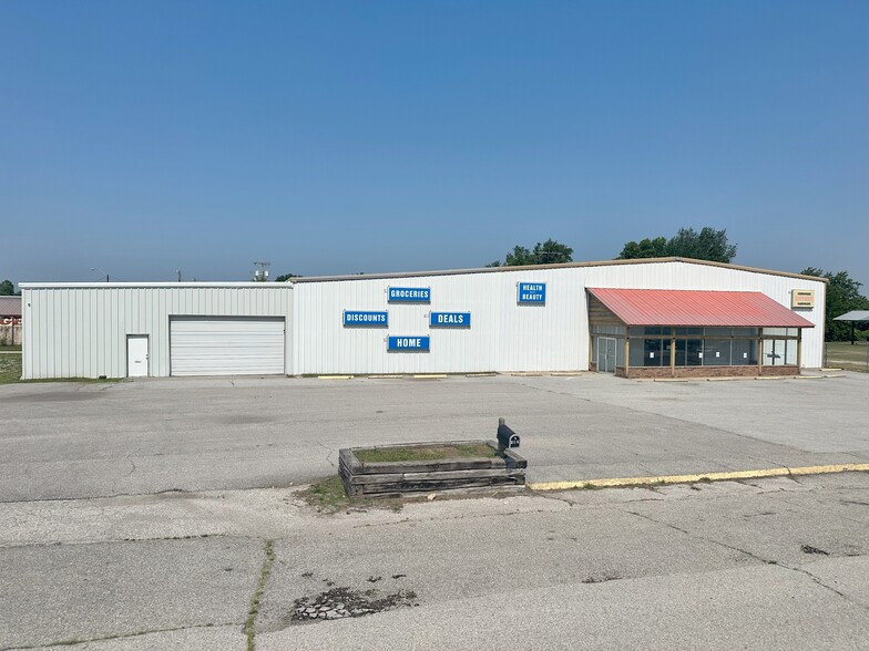 102 Lanell Dr, Grove, OK for lease - Building Photo - Image 1 of 1