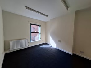 3 Retiro St, Oldham for lease Interior Photo- Image 1 of 2