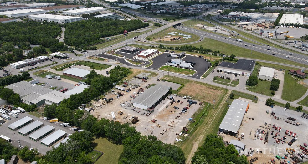 122 Charter Pl, La Vergne, TN 37086