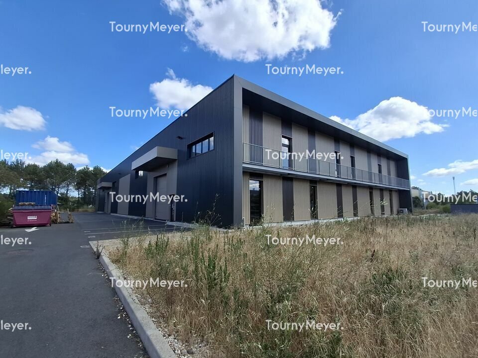 Flex in Audenge for sale Building Photo- Image 1 of 13