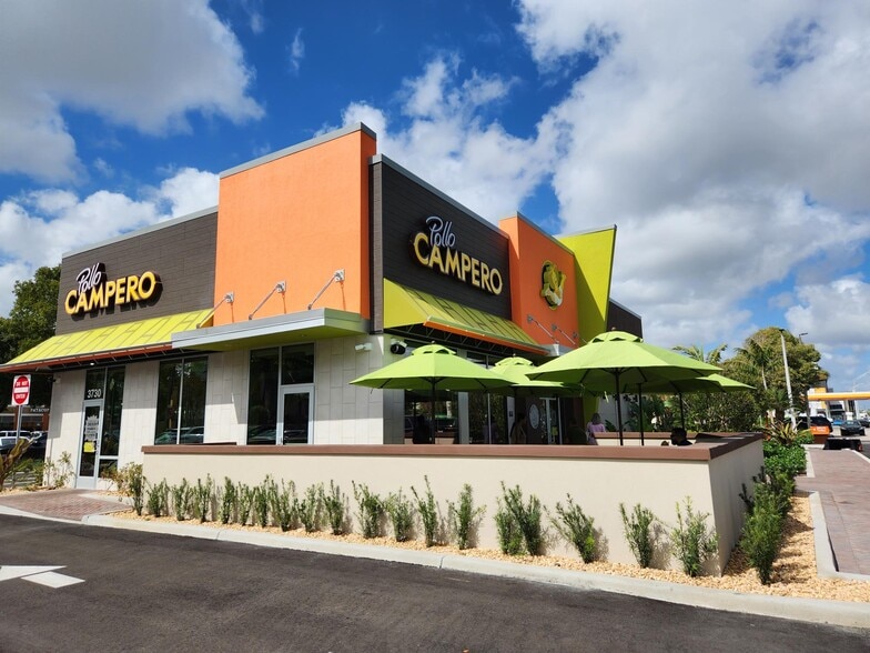 7902-7930 NW 36th St, Doral, FL for lease - Building Photo - Image 2 of 9