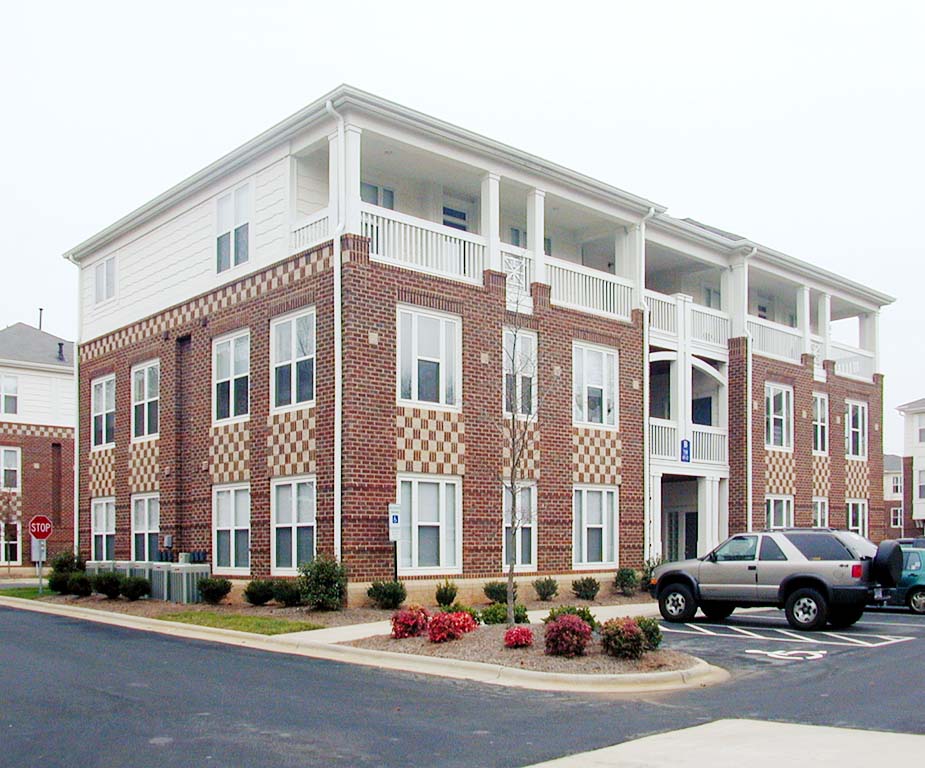710 Northeast Dr, Davidson, NC for lease Building Photo- Image 1 of 15