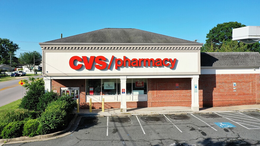 2 Compass Rd, Essex, MD for lease - Building Photo - Image 1 of 10