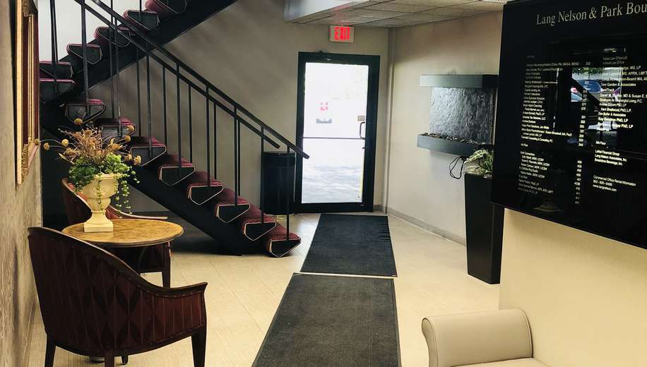 Xfinity Store By Comcast Excelsior Boulevard St Louis Park Mn 4601 Excelsior Blvd, Saint Louis Park, MN 55416 - Park Boulevard Office