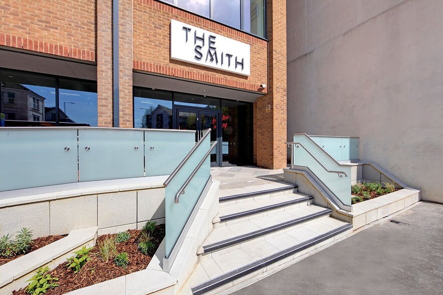 145 London Rd, Kingston Upon Thames for lease - Building Photo - Image 2 of 19