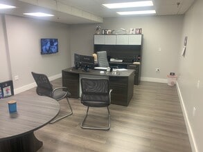 7525-7575 NW 74th Ave, Medley, FL for lease Interior Photo- Image 2 of 3