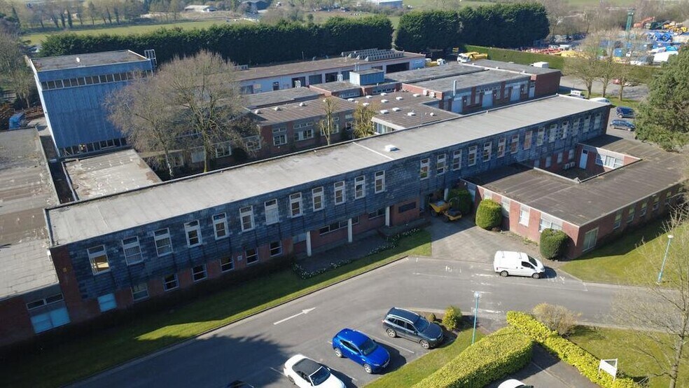 Swynnerton Rd, Stone for lease - Building Photo - Image 2 of 17