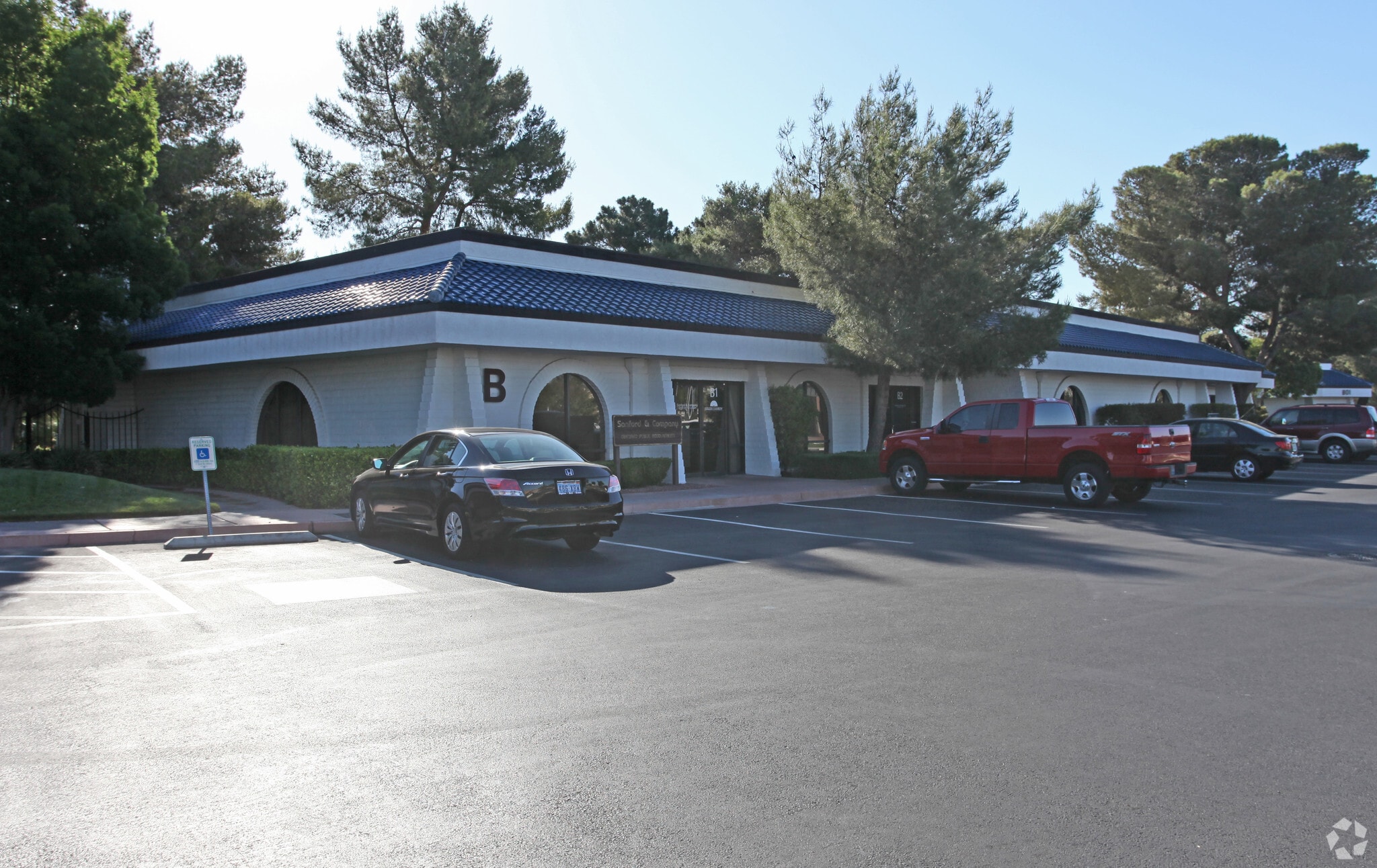 801 S Rancho Dr, Las Vegas, NV for lease Primary Photo- Image 1 of 33