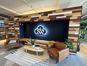 515 Washington Ave N, Minneapolis, MN for lease Interior Photo- Image 1 of 21