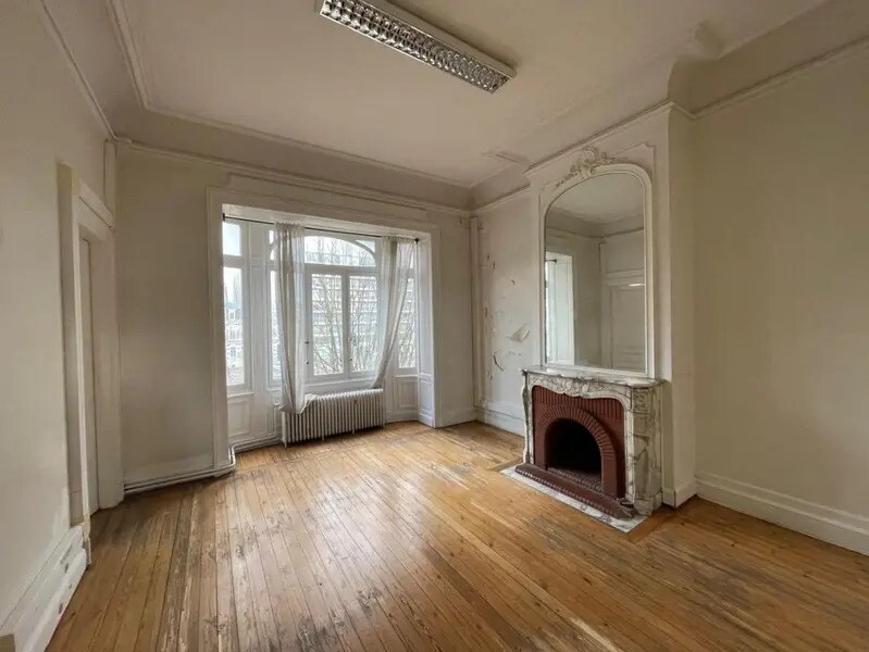Office in Lille for lease Building Photo- Image 1 of 8