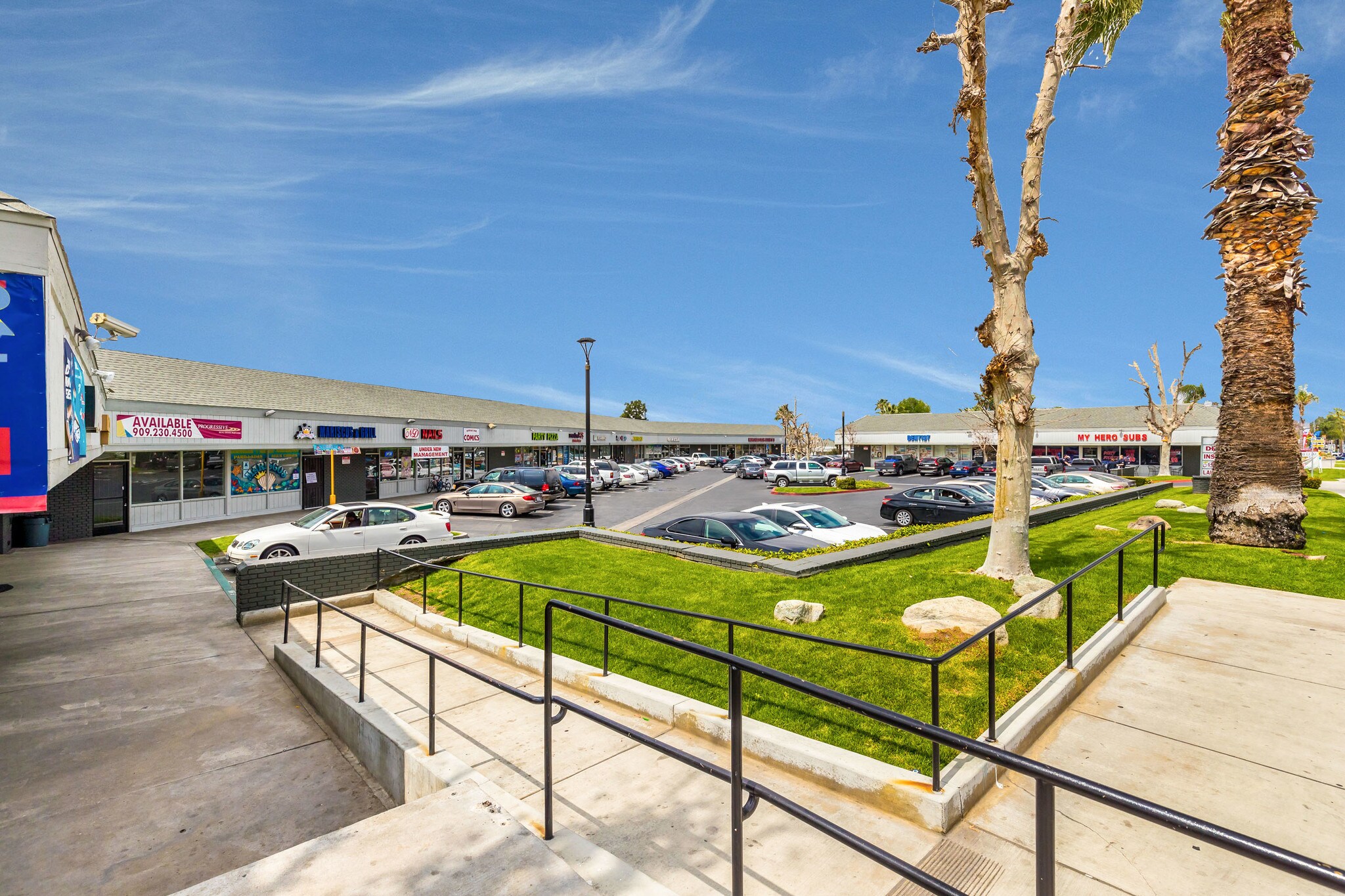 3355 Iowa Ave, Riverside, CA 92507 University Heights Shopping Center