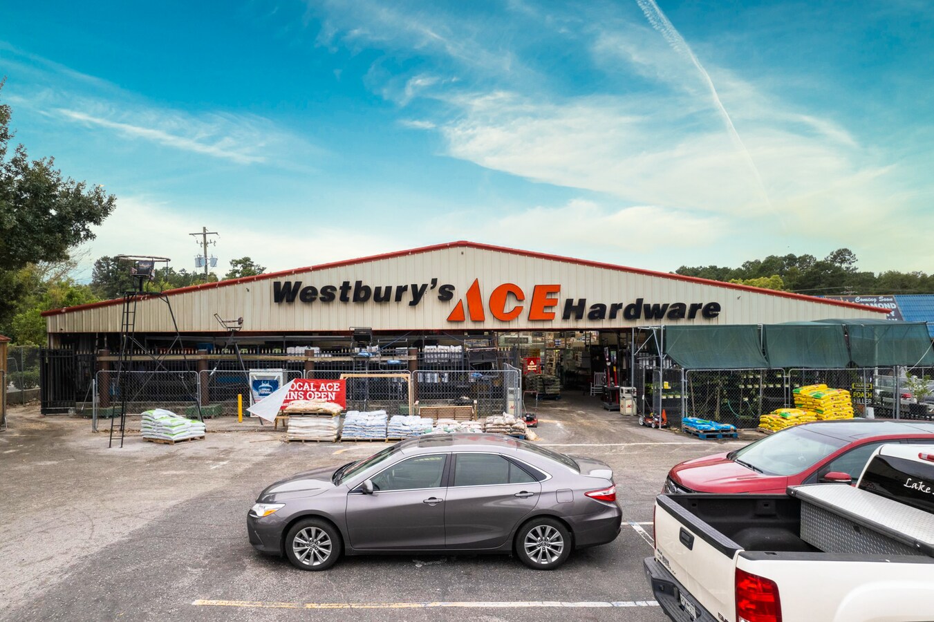 8516 Old State Rd, Holly Hill, SC 29059