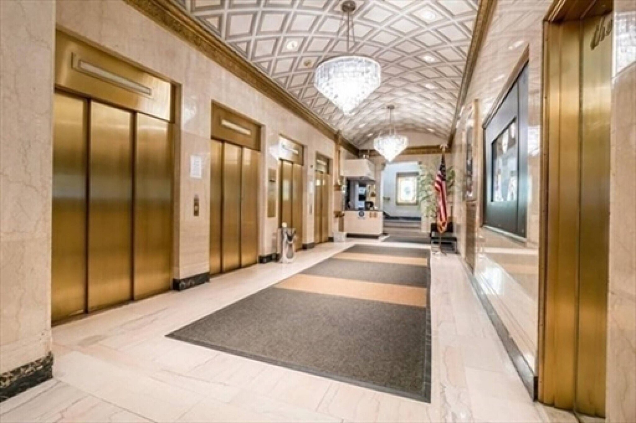 333 Washington St, Boston, MA 02108 Jeweler's Exchange Building