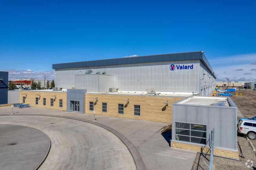 10774 42nd St SE, Calgary, AB for lease - Building Photo - Image 1 of 10