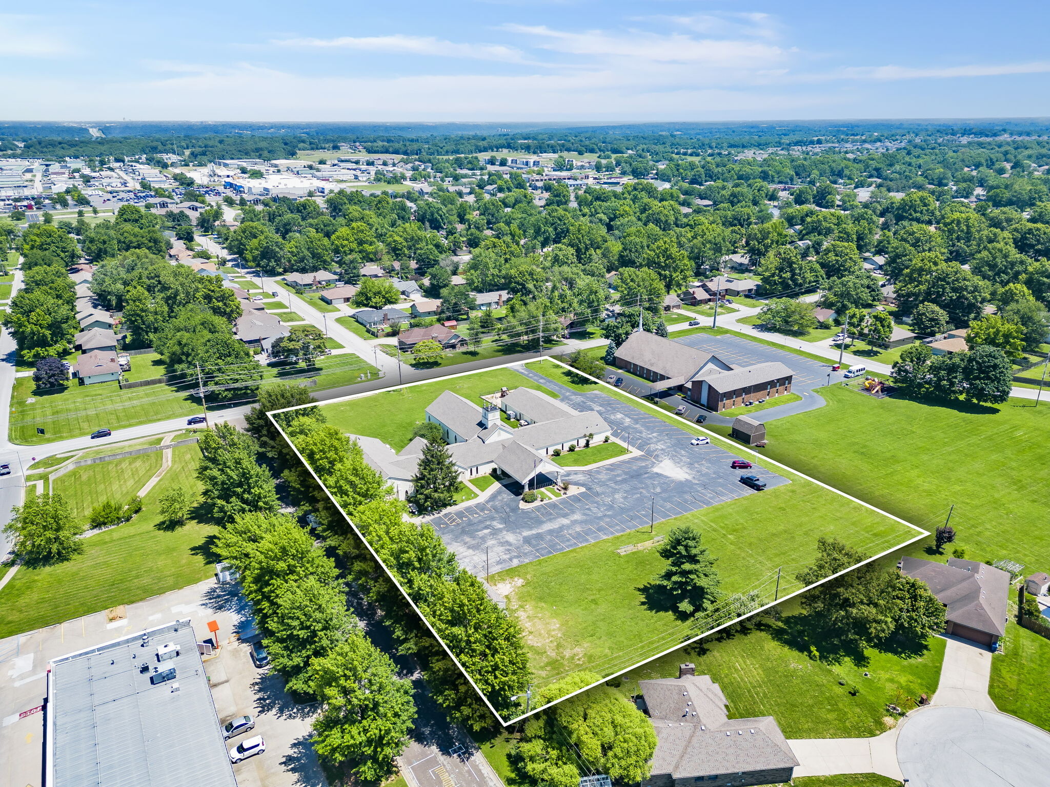 400 Northview Rd, Nixa, MO for sale Primary Photo- Image 1 of 1