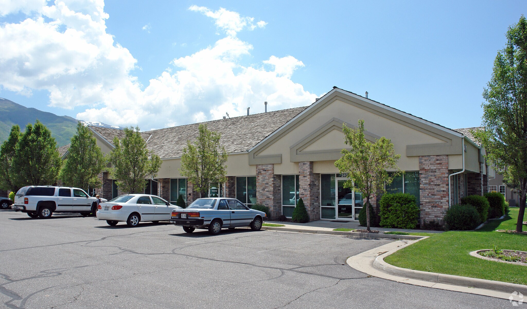 1401 N Highway 89, Farmington, UT for lease Primary Photo- Image 1 of 14