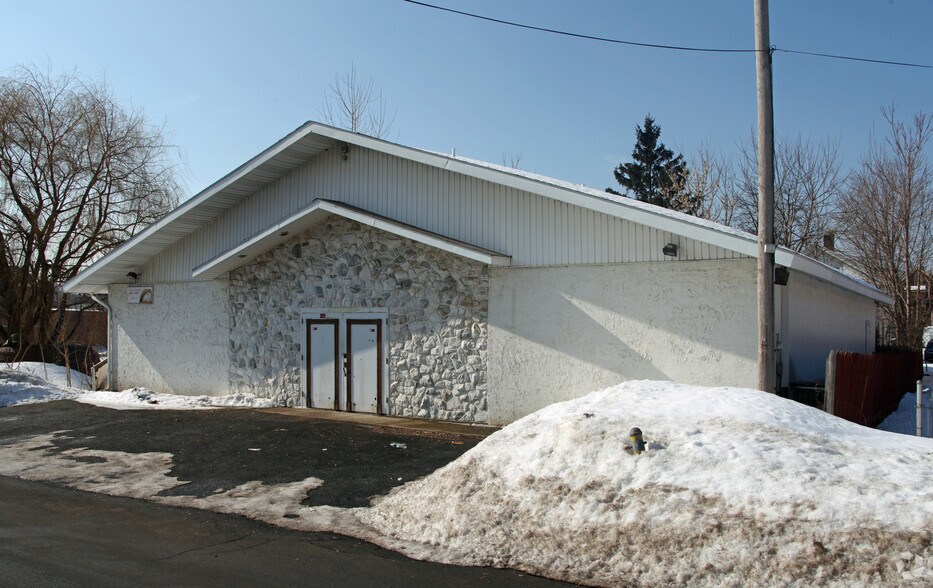 123 Fairview Ave, Syracuse, NY for sale - Primary Photo - Image 1 of 1
