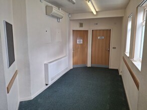 10 The Cmn, Leicester for lease Interior Photo- Image 1 of 5