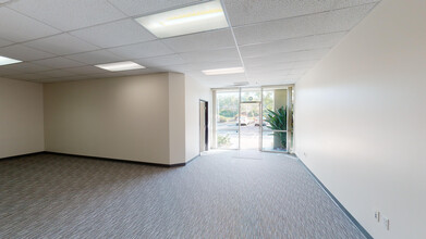 13741 Danielson St, Poway, CA for lease Interior Photo- Image 2 of 6