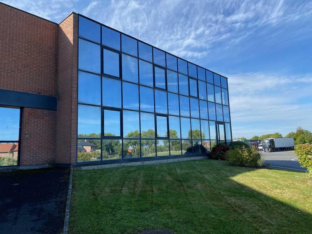 Flex in Erquinghem-Lys for lease Building Photo- Image 1 of 11